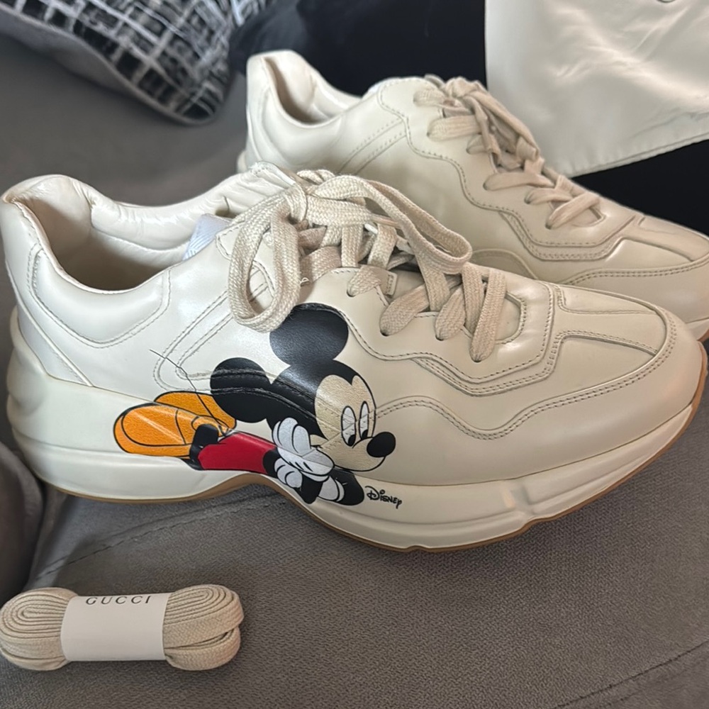 NWOB Gucci Cream Mickey Mouse Sneakers - Picture 4 of 17